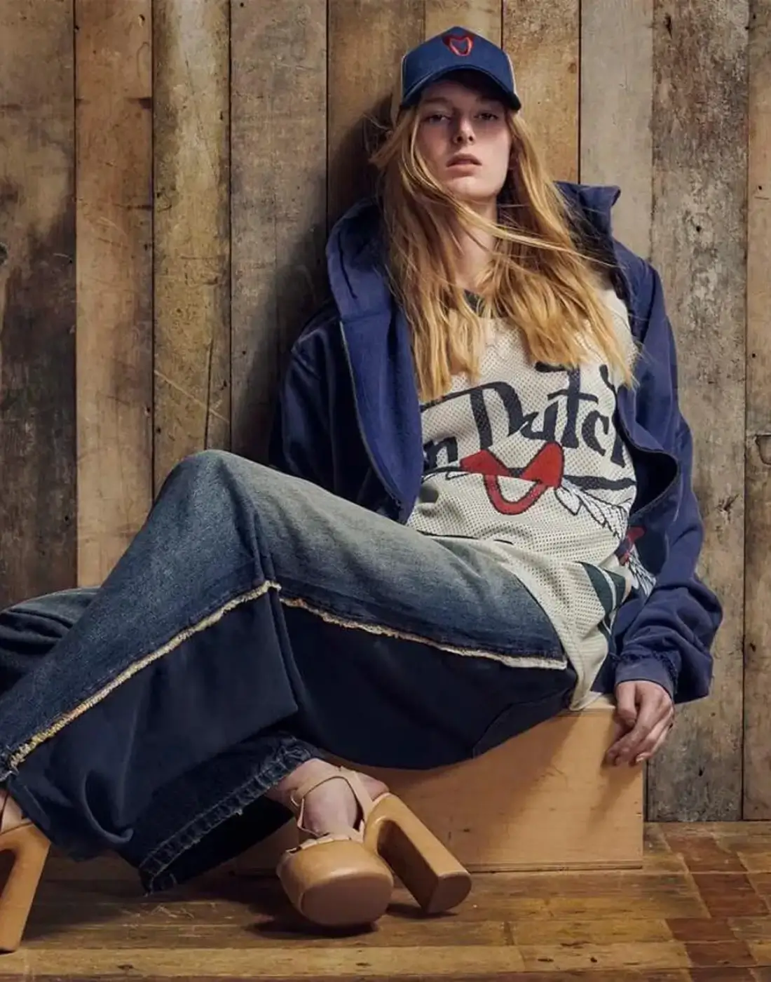 DARK BLUE DENIM HEART LOVES TRUCKER - Image 6