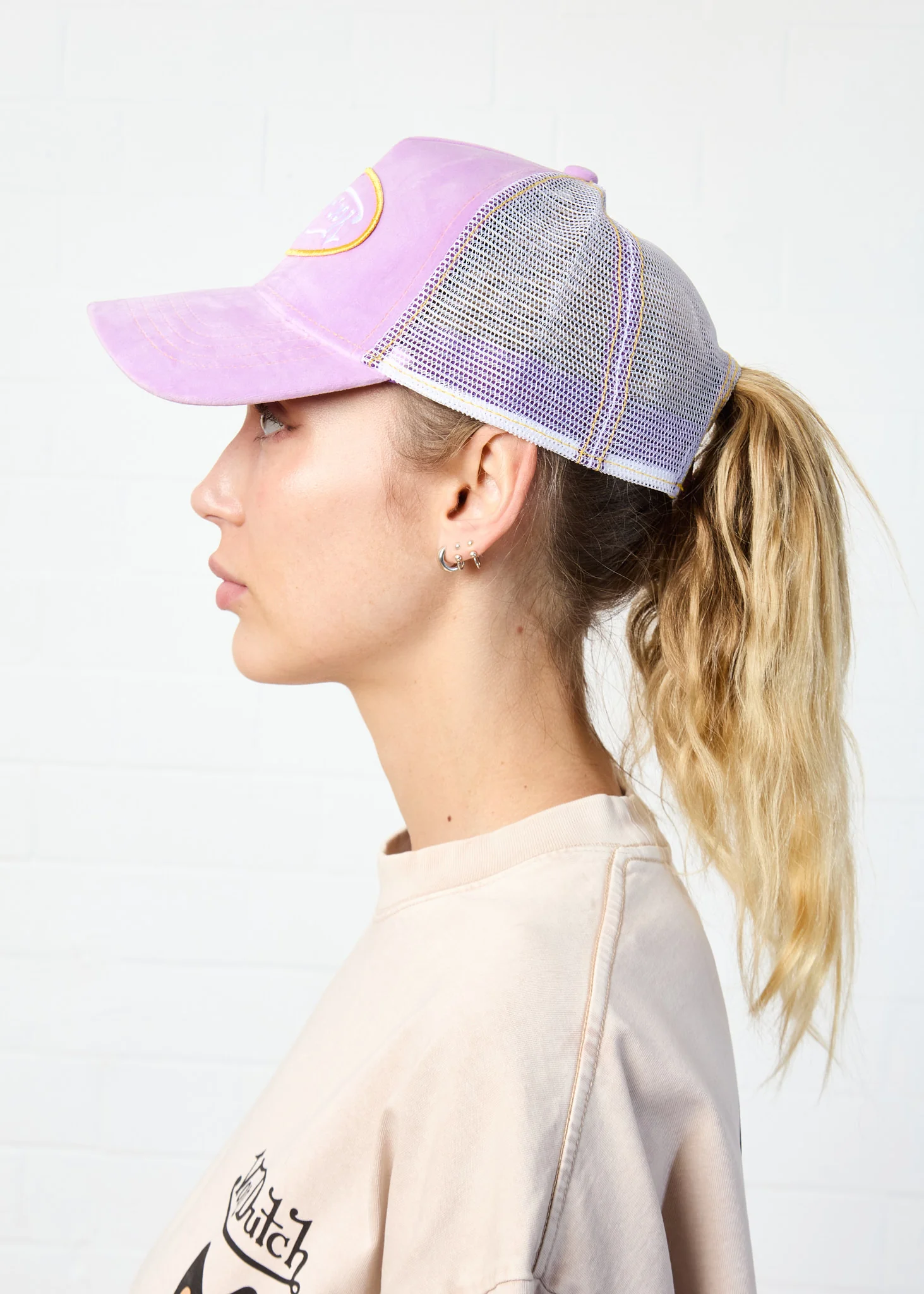 BARLEY GRAPE VELVET TRUCKER - Image 6