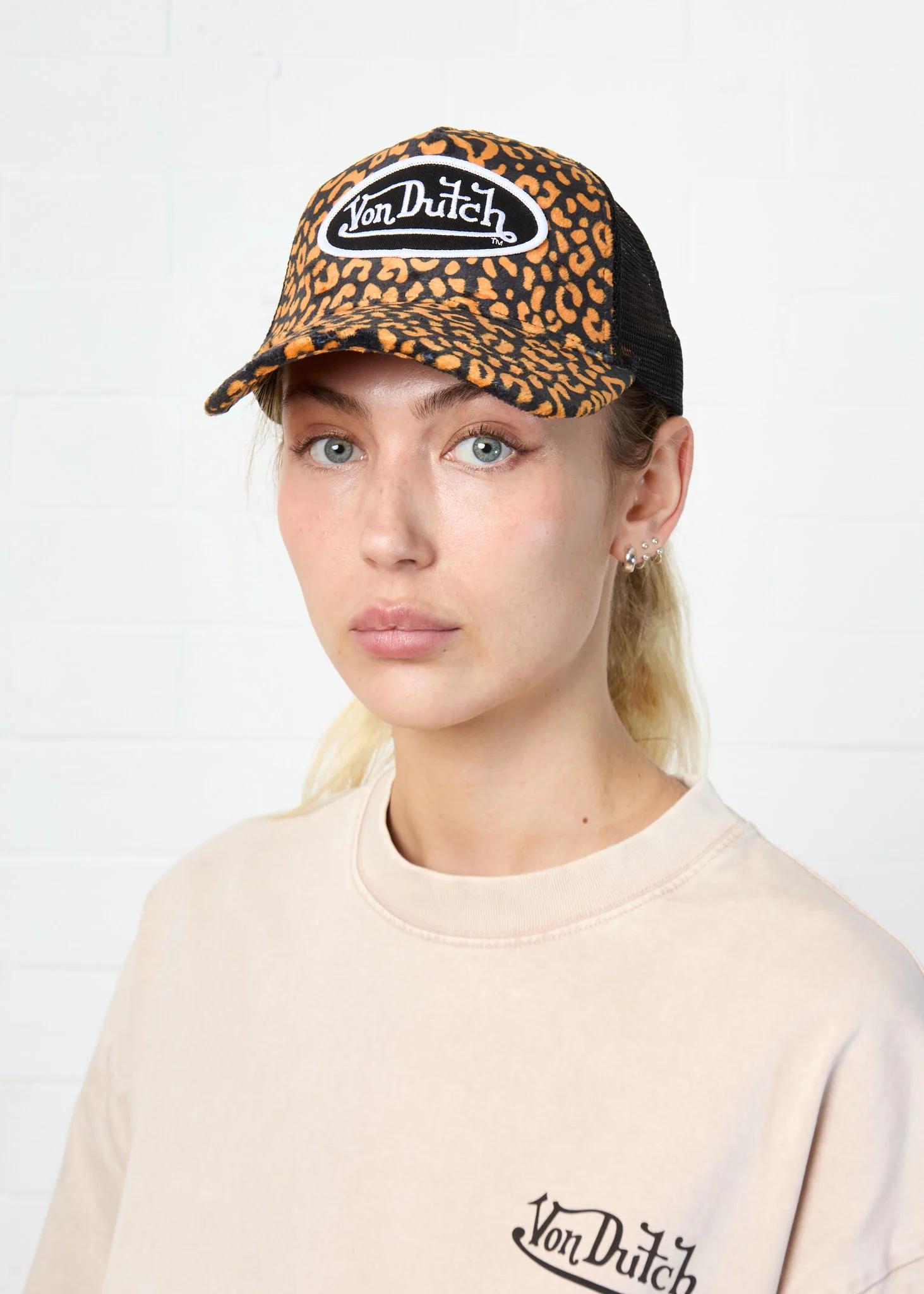 ORANGE VANIMAL - Image 5
