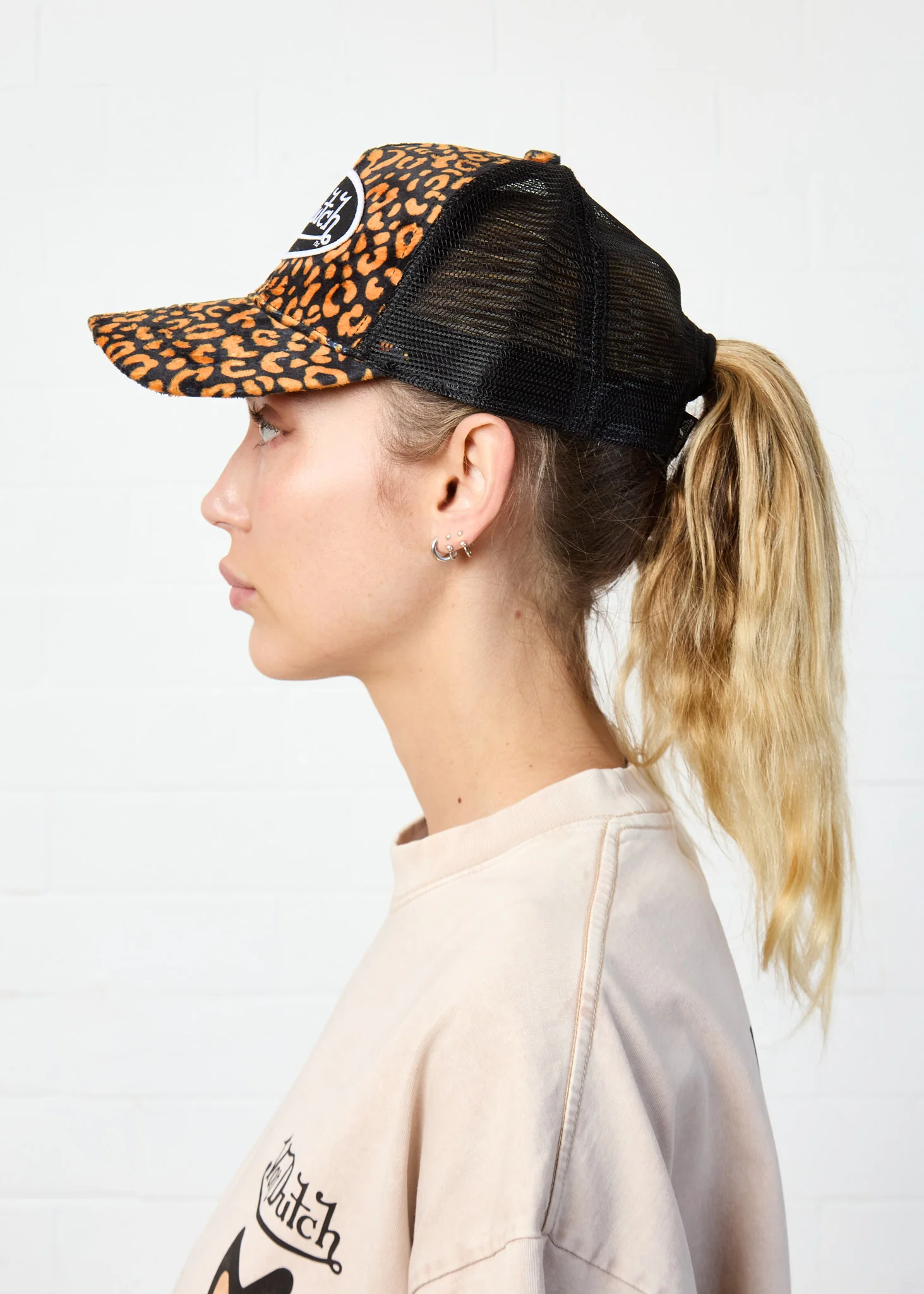 ORANGE VANIMAL - Image 6