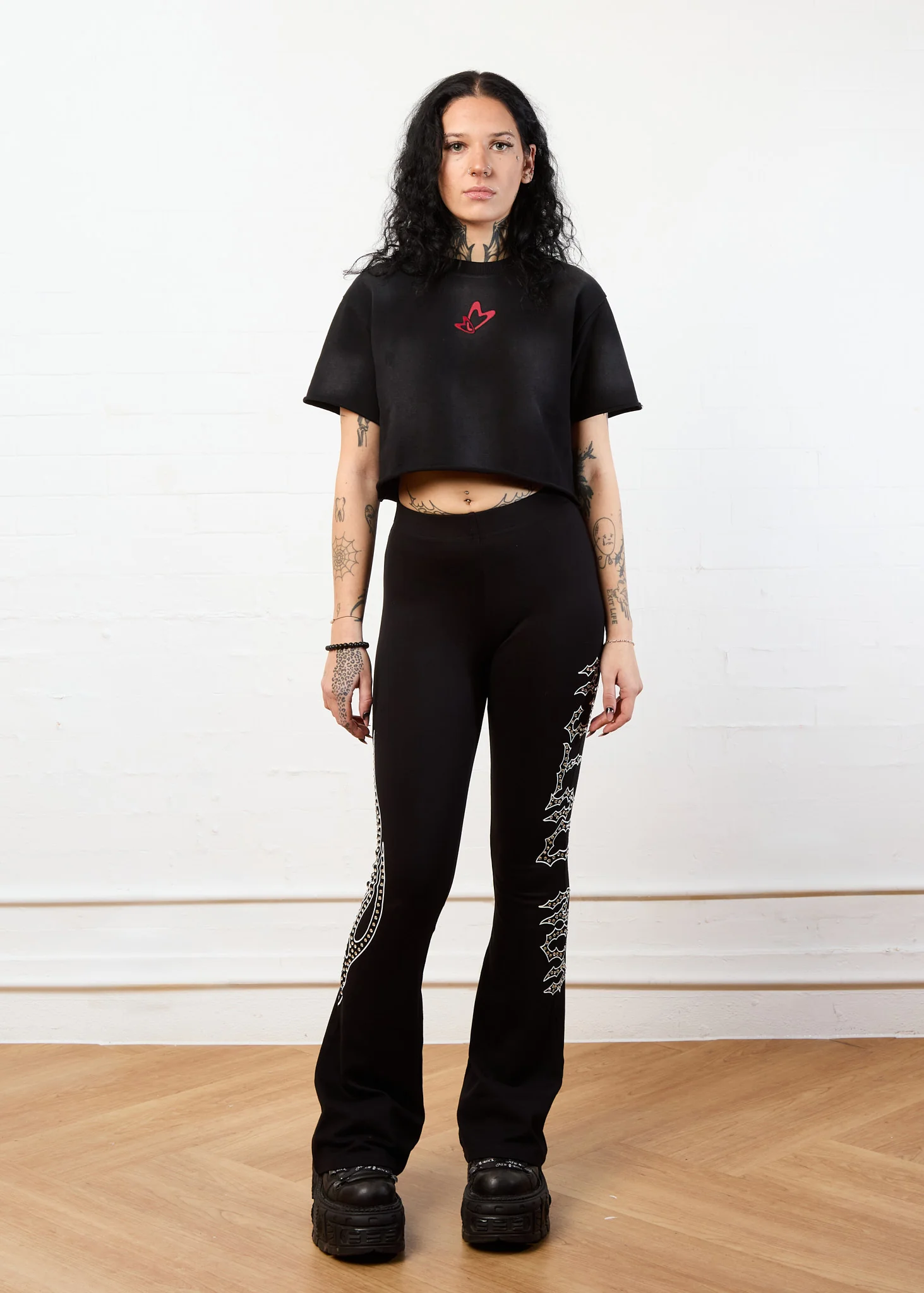 CROPPED TEE (BLACK) - Image 5