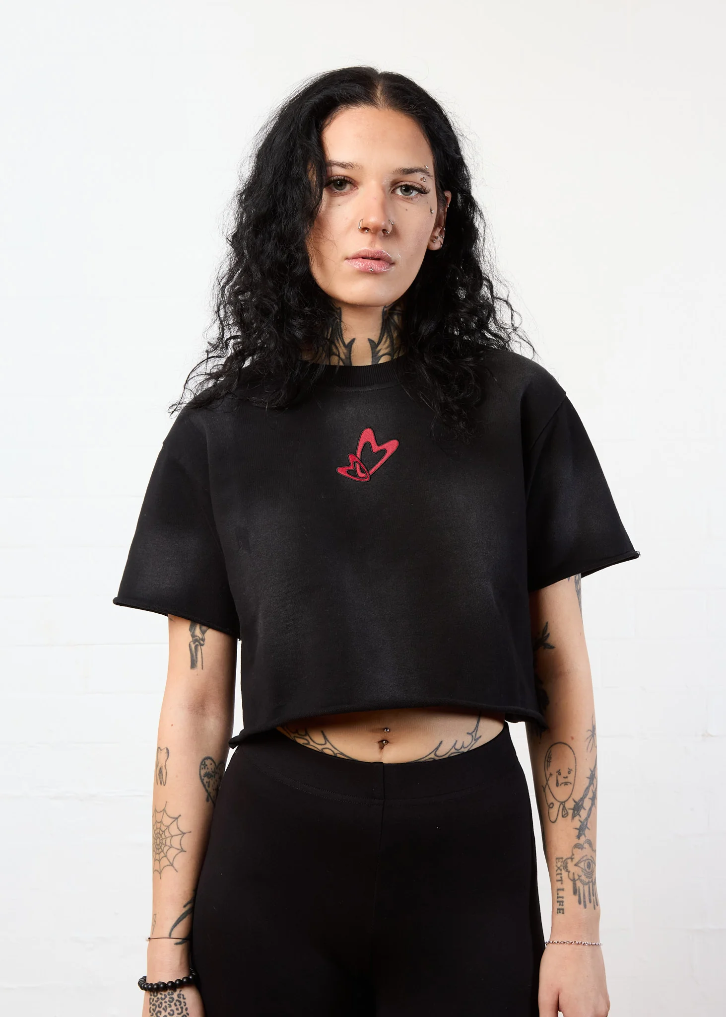 CROPPED TEE (BLACK) - Image 6