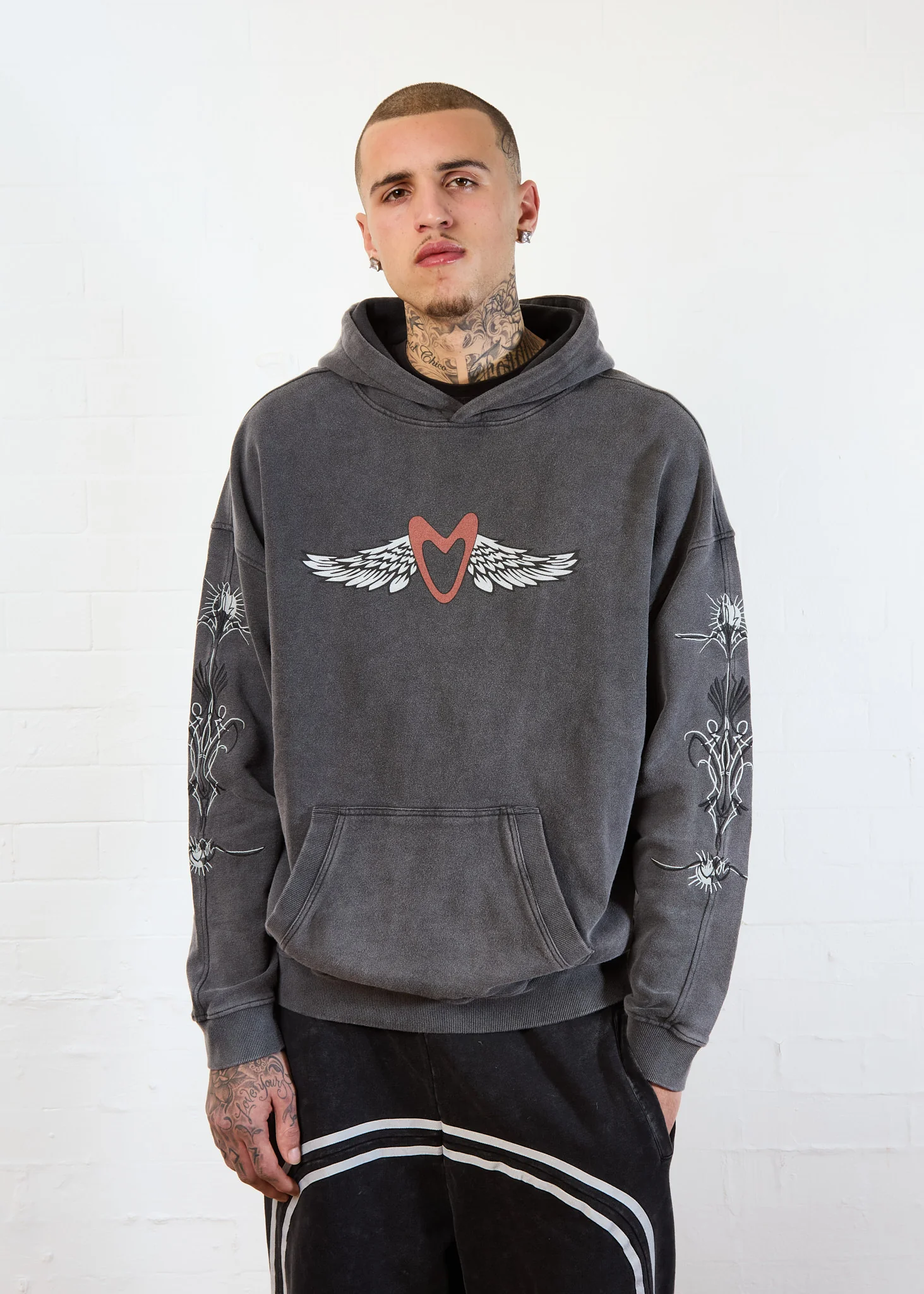 VINTAGE WASH WINGED HOODIE - Image 6