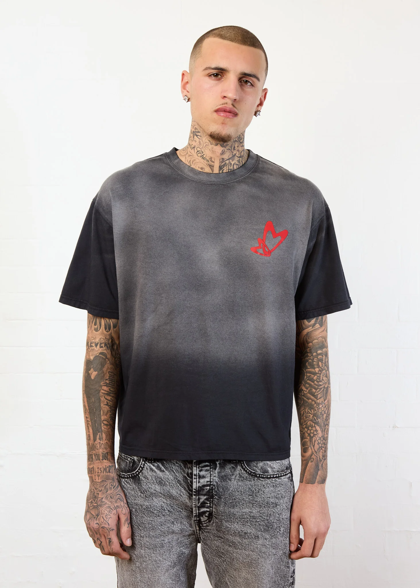 HEART TEE (BLACK VINTAGE WASH) - Image 5